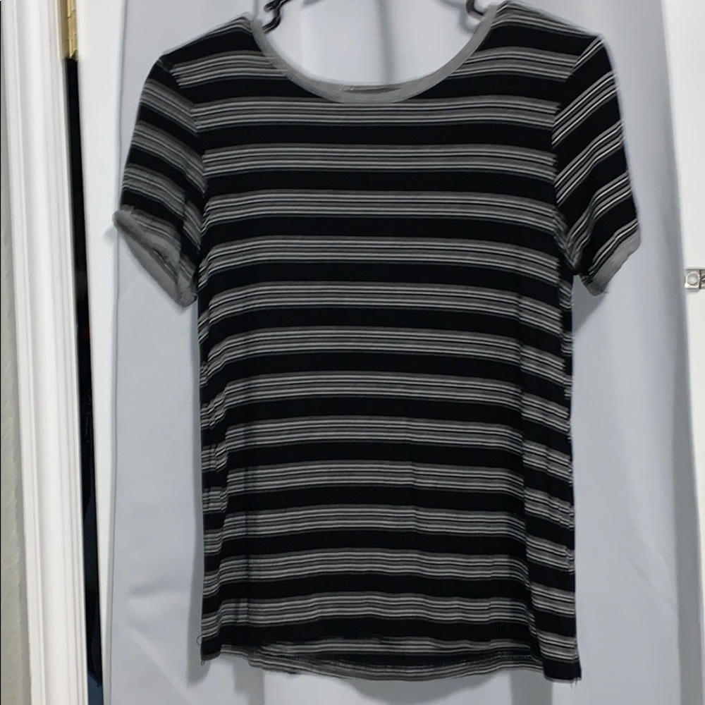 black and grey striped tee
